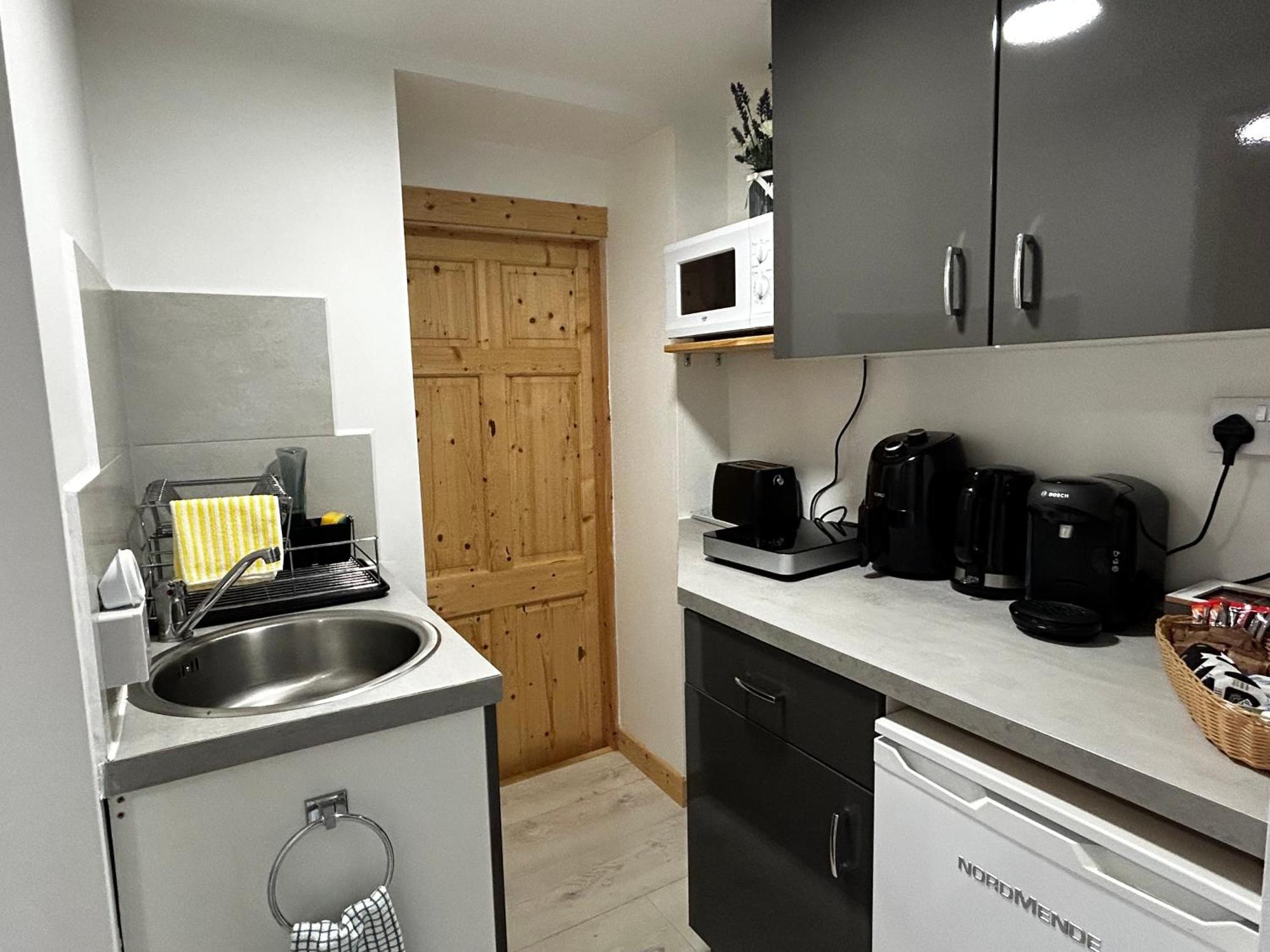Stardust Getaway Tiny-Home E32Ak40 Piltown ภายนอก รูปภาพ